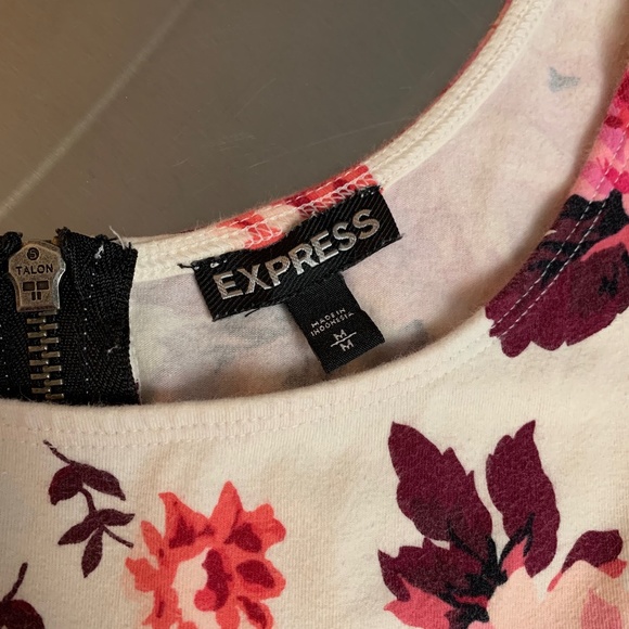 Express Floral Peplum Shirt - Picture 3 of 7